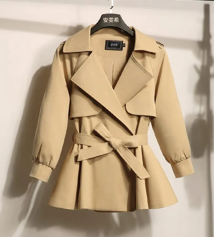 Neue Frühling Herbst Damen Mode Khaki Kurze Trenchcoats Damen Elegante Revers Spitze-up Staub Mäntel Mädchen Schöne böhmischen Stil Wind Mantel