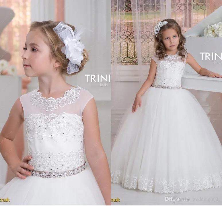 2016 Cap Sleeves Crystals Lace Tulle Flower Girl Dresses Vintage Child Pageant Dresses Beautiful Flower Girl Wedding Dresses F09