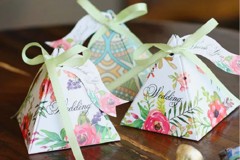 Fleur Craft Papier Boîte À Bonbons Avec Ruban En Soie DIY Pliant Partie Chocolat Boîtes Faveurs De Mariage Cadeaux Jumeaux Surface Surface Imprimer ZA1000