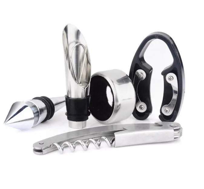 Apri regalo a forma di bottiglia da 5 pollici bottiglia da 5-in-1 / tappo / anello anello / foglio Cutter / Versatore, cavatappi, strumenti del vino Set Bar Accessori bar