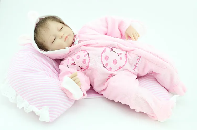 Yeni Moda 45 cm Bebek Reborn Bebek Bebekler Gerçekçi Bebek Reborn Bebekler Oyuncaklar Yumuşak Silikon Bebek Oyuncakları Gerçek Dokunmatik Güzel Yenidoğan