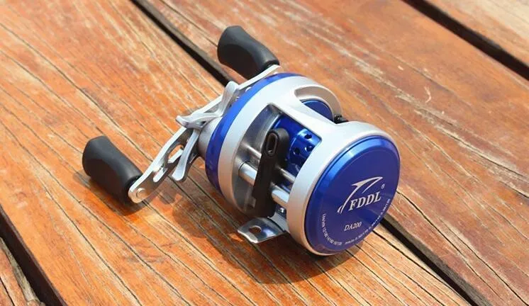 DA200 121 LEFTRIGHT HAND RUND BAITCAST REEL MINI BAITCASTING REELS Fiskrullar alla metall av hög kvalitet DDL1149036