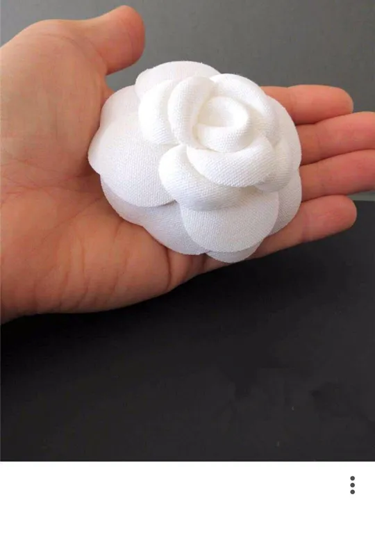 Kwiat Tkaniny DIY Materiał Camellia White Flower Z Naklejką 10szt Dużo