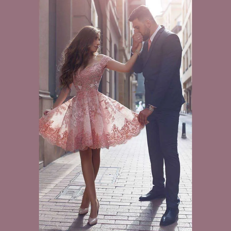 Short Off-Shoulder Prom Dress: Lace Applique Evening Gown, Back Zipper,  Knee-Length, Custom Made, Cheap & Sweet Party Dress from Dhgate Prom Dresses  - price 94.18