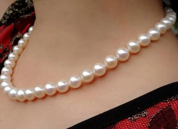 Noble Natural 8-9mm Vit Akoya Pearl Necklace 18Inch 14K guldlås