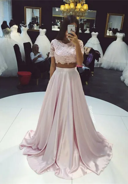 Beautiful Two Pieces Short Sleeve Prom Dresses 2019 Lace A-Line Girls Party Gown Pink Applique with Beadings