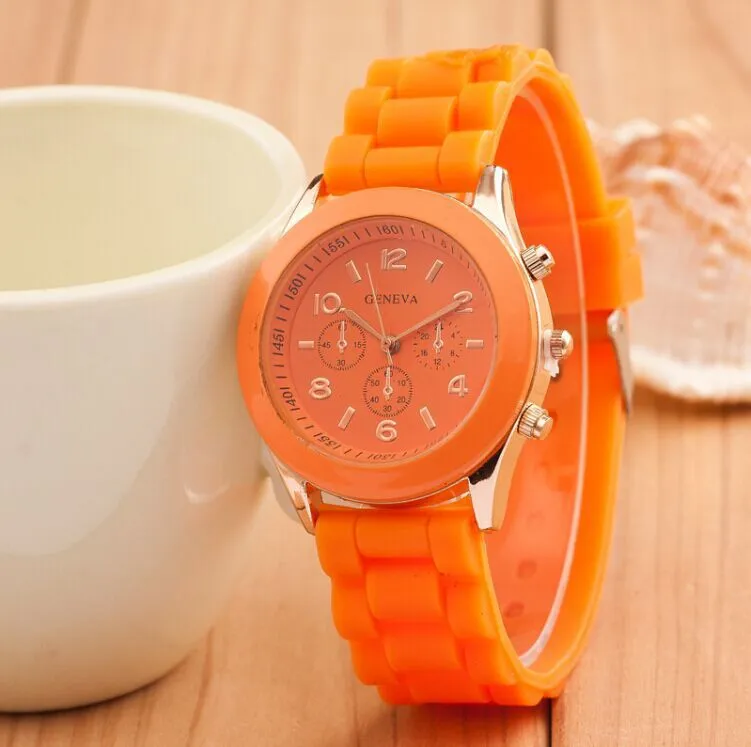 시계 여성 캐주얼 시계 제네바 유니esex 쿼츠 시계 남자 여자 아날로그 손목 시계 스포츠 시계 로즈 골드 실리콘 시계