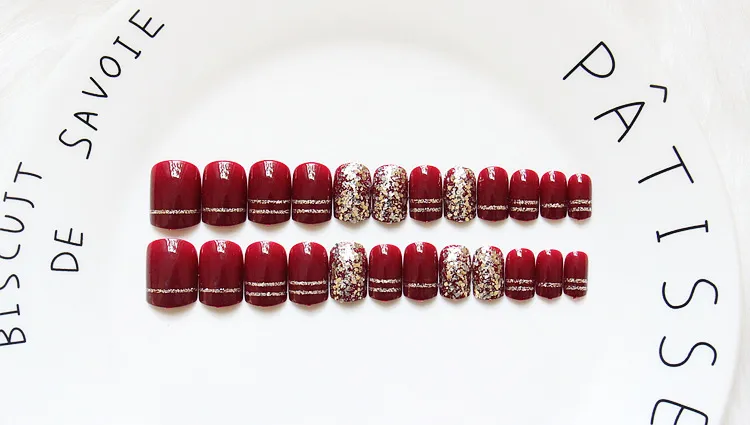 Faux ongles courts rouge vin, avec paillettes dorées, pointe d'ongle de mariage, Champagne, vernis à ongles complet, 9108598