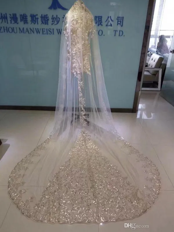 Real Image Bridal Veils paljetter Luxury Cathedral Veil Applices Lace Edge Custom Made Long Wedding Veils In Stock Fast 302T