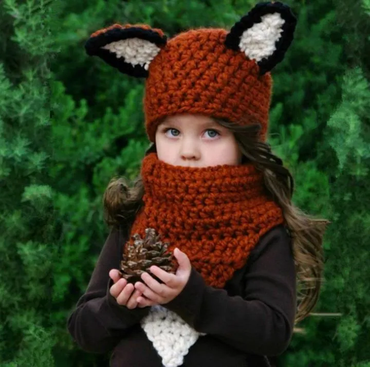 Nouveau Automne Hiver Bebe Enfants Dessin Anime Renard Chapeau Avec Foulard Chaud Deux Pieces Ensemble Garcons Filles Bonnet Tricote Bonnets Echarpe Enfants Chapeaux M93 Du 9 62 DHgate