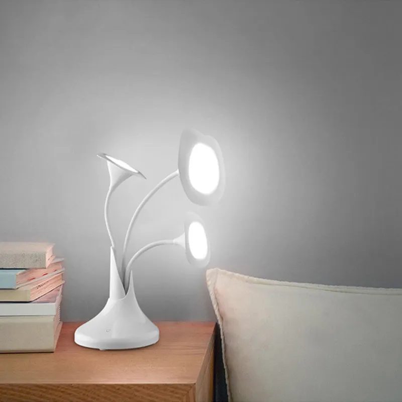 Lampada da tavolo Morning Glory romanzo creativo tre lampioni a risparmio energetico interruttore tattile luce notturna da tavolo USB