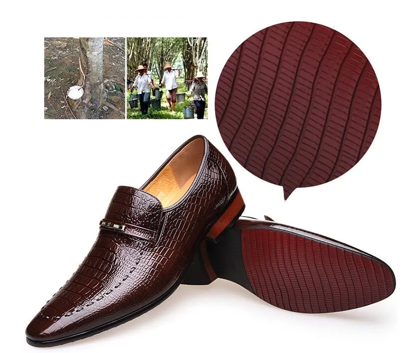 Style chaud Mode Hommes Formel / Robe Commerciale En Cuir Véritable Sculpté Respirant Bussiness Slip-On Marron Haute Qualité Chaussures De Fête De Mariage