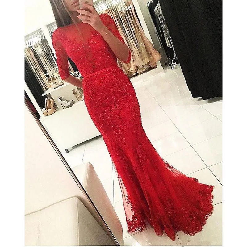 2017 Red Weddings Guest Evening Dresses Half Sleeves Русалка Tulle Appliqued Кружева Чистые выпускные платья Party Elegant
