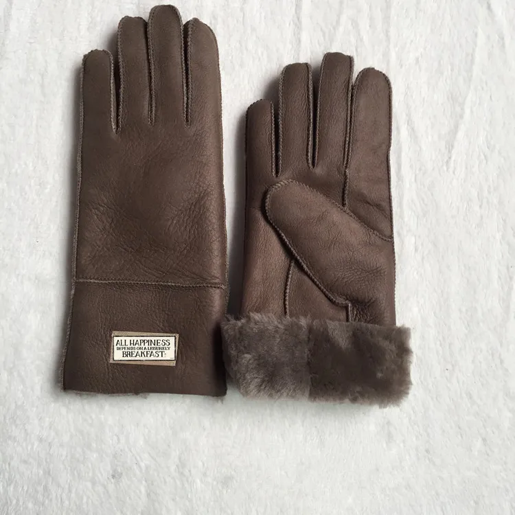 The new women Sheepskin leather bright gloves female winter warm fashion Windproof Antifreeze gloves