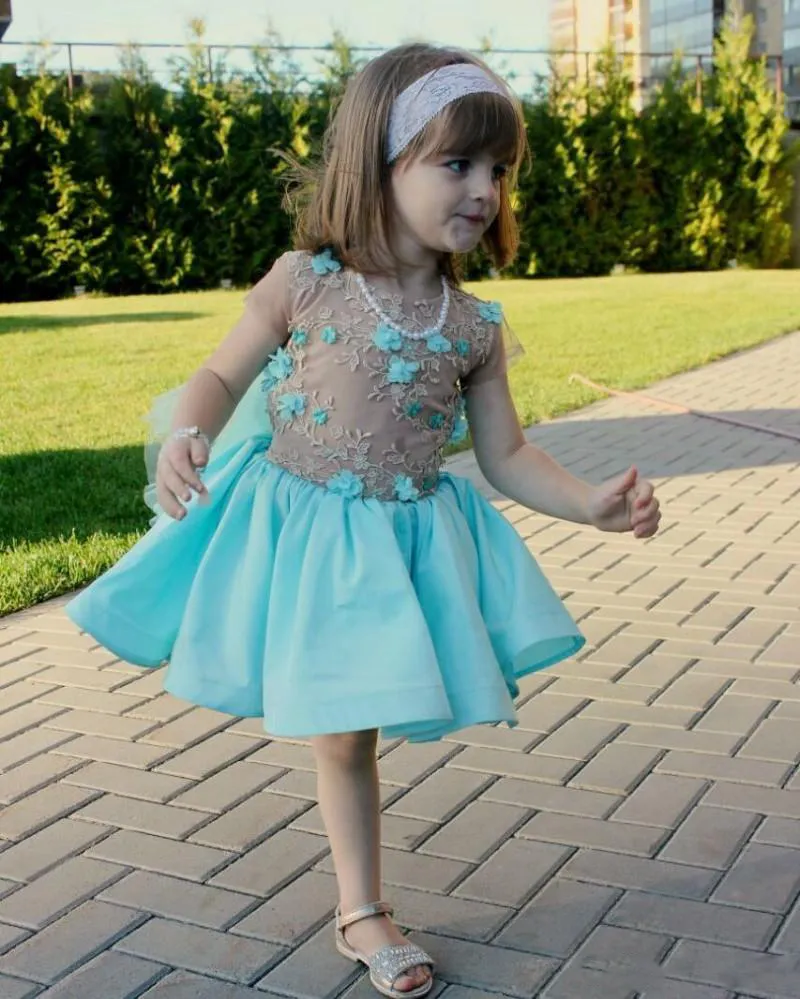 Nude And Blue Flower Girl Dresses For Wedding 2018 Flora Appliques Short Sleeves Girls Pageant Gowns Knee Length Baby Party Dress Cheap