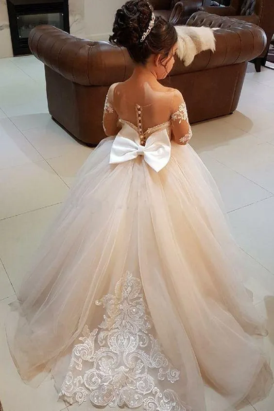 Sexy Lange Mouwen Bloem Meisjes Jurken Illusie Back Covered Buttons Bow Toddles Meisjes Pageant Jurken Kant Applicaties First Communion Jurk