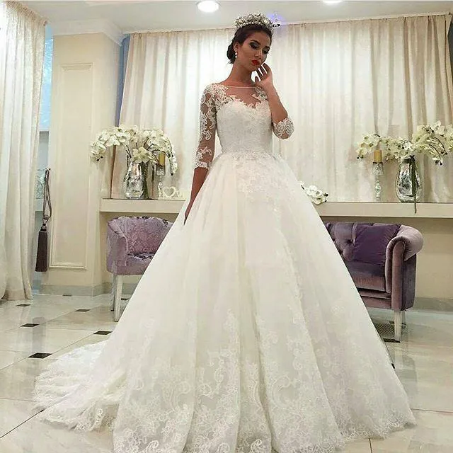 Vintage Beaded Lace Plus Size Wedding Dresses With Illusion Half ...