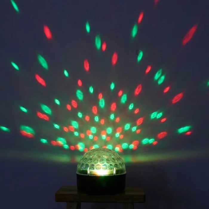 DHL Gratis frakt Ny ankomst Röstaktiverad RGB LED Crystal Magic Ball Laser DJ Party Stage Lighting Bulb Effect Mini Stage Light Lamp 10