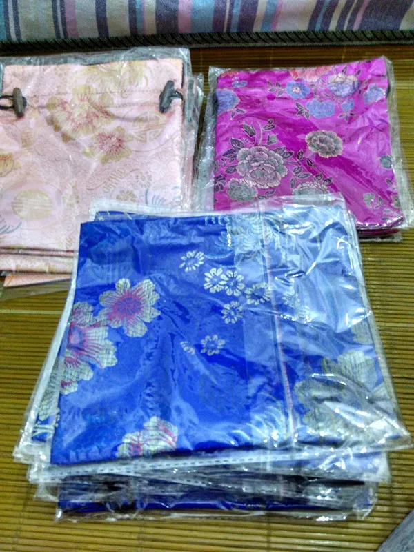 Luxury Large Chinese Silk Brocade Jewelry Pouch Bracelet Gift Bag Craft Makeup Drawstring Bag Handmade Cloth Bags with Lined 16x19 cm /l