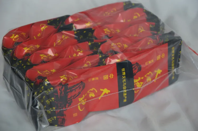 2018 year 125 grams of China Dahongpao Dahongpao Oolong Tea mystery gift