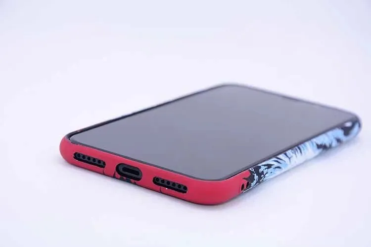 ファッション動物ライオンウルフフクロウパターンのハードバック電話ケースダーク発光森林キングケースのiPhone Xグロー