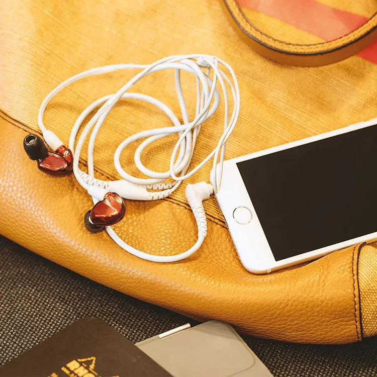최고 판매자 SE535 인이어 HIFI 이어폰 소음 차단 헤드셋 핸즈프리 헤드폰 소매 패키지 로고 브론즈 무료 배송