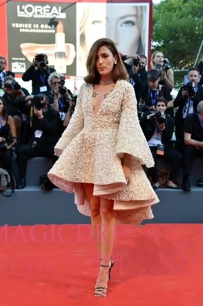 Eleonora Carisi in Ashi Studio Short Prom Party Dresses with Long Bell Sleeve 3D Floral Lace Ruffles Puffy Cocktail Celebrity Dress