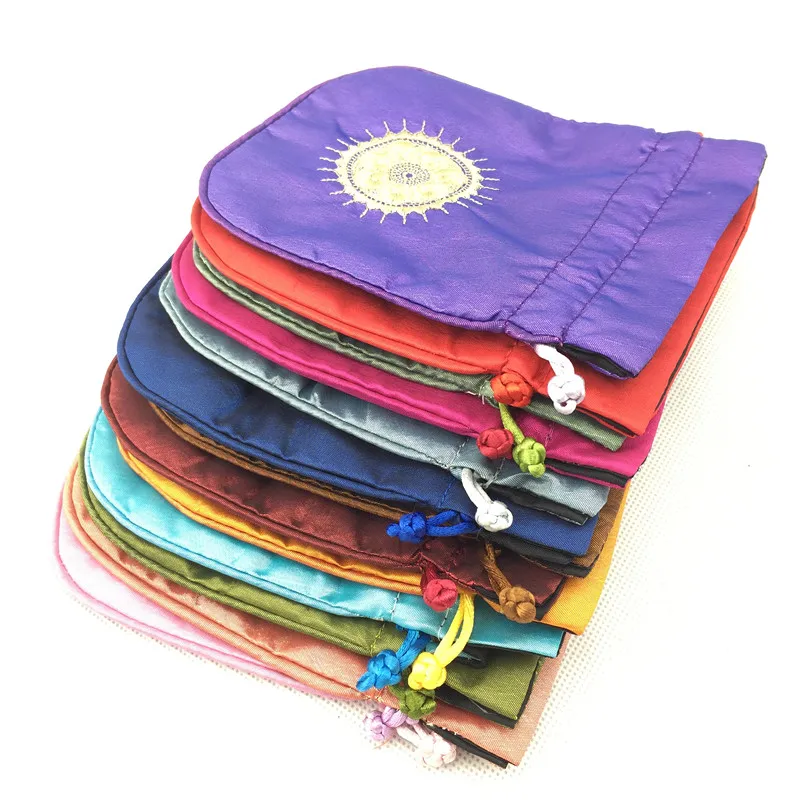 Etnisk broderi Sun Fabric Presentpåse Satin Drawstring Smycken Presentförpackning Väskor Lavendel Parfymmynt Förvaring Pocket Sachet / 