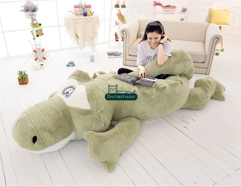 Dorimytrader Jumbo Crocodile Toy Plush Soft Stuffed Alligator Sofa Tatami Great Christmas Gift Decoration 118inch 300cm DY61038