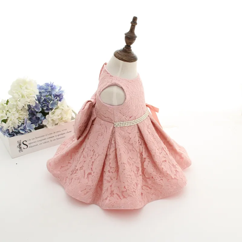 Latest set of one year old baby girl baptism dresses princess wedding vestidos tutu 2016 baby girl christening gown with hat