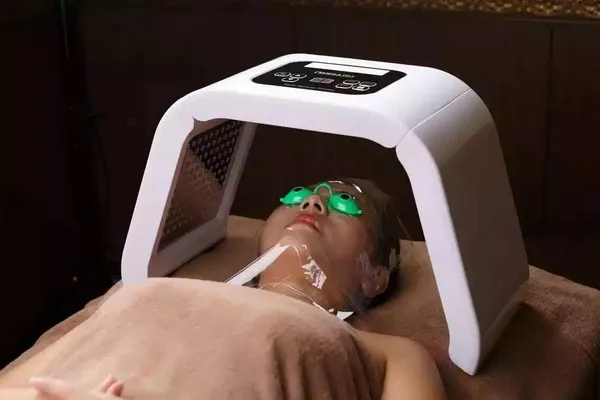 Korea draagbare LED -licht PDT LED -therapie roodblauw groen geel 4 kleur led gezicht masker licht fototherapielampje machine voor huidverjonging