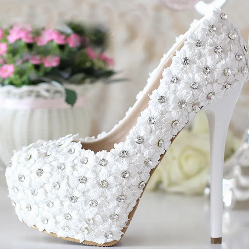 Белый каблук-каблук свадебные туфли кружева цветы с горный хрусталь Bling Bling 5 дюймов каблук Пром обувь невесты обувь