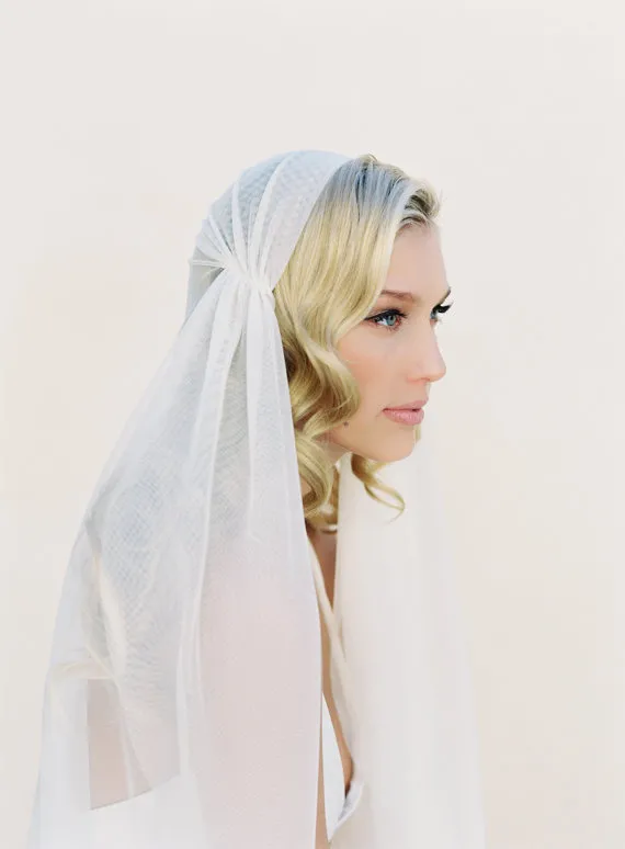 Ny högkvalitativ bästa försäljning fingertoppslängd Vit Elfenbenskåpa Kant Veil Bridal Head Pieces för Wedding Veil Juliet Cap