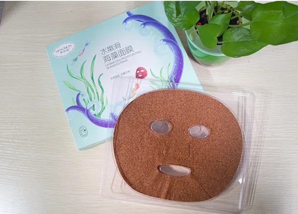 Kvalitet Seaweed Fuktgivande Mask Hydrating Face Replenish Facial Fukt Göra Smooth and Soft Skin Care Products för Women Home Travel