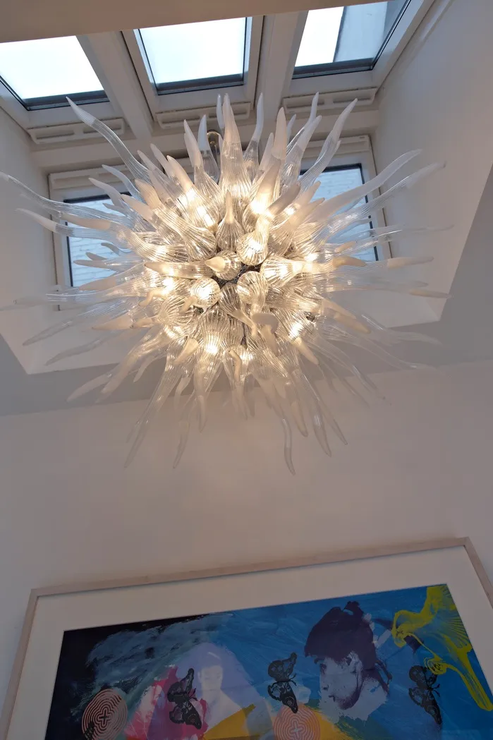 Luxuriöse Lampe, weiße Kronleuchter, dekorative Deckenlampen für Zuhause, mundgeblasenes Muranoglas, romantische LED-Pendelleuchten