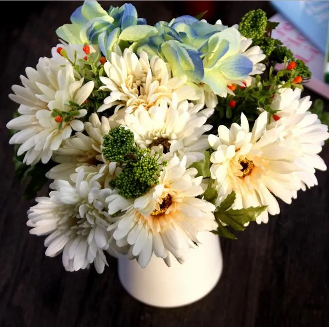 Simulation artificielle fleur gerbera bouquets de mariage de chrysanthème africain fu lang tournesol tenant des fleurs décoration de la maison SF012