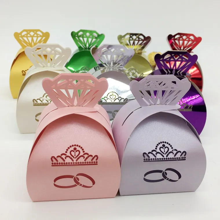 100 stks Laser Cut Hollow Diamonds Crown Ring Candy Box Chocolates Dozen voor Bruiloft Baby Shower Gunst Gift