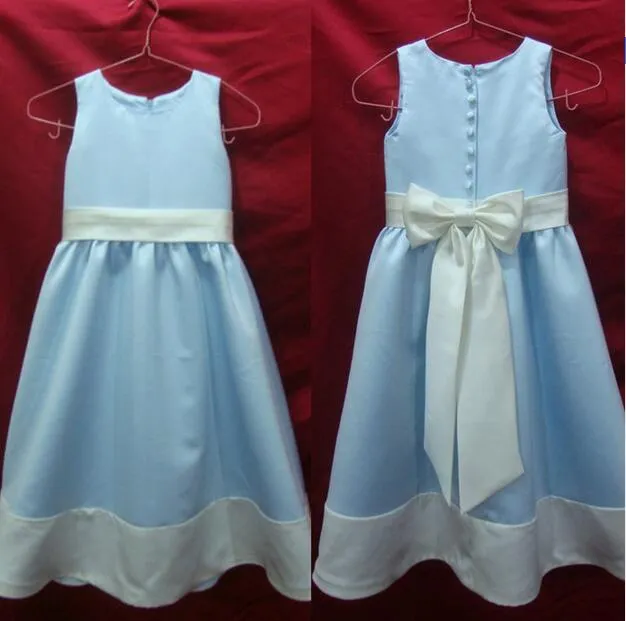 New Arrival A-Line Jewel Bow Długość Długość Niebo Niebieskie Suknie Dziewczyny Dzieci Ślub Piękne Kwiat Dresses