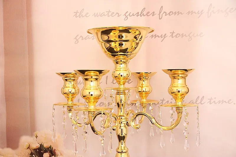 Guldjärn 75cm * W48cm, Guld 5 Heads Crystal Candelabra, Stearinljushållare, Bröllopscentrum, Blomskål Stearinljushållare med hängen