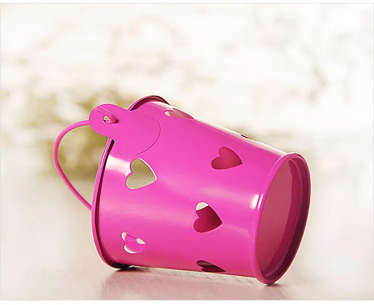 Hurtownie 30 sztuk Cute Metal Favor Pail Serce Dekoracyjne Doniczki Tin Wedding Favor Candy Posiadacze Mini Wiadro Dla Gości Pamiątka Świeca Pudełko