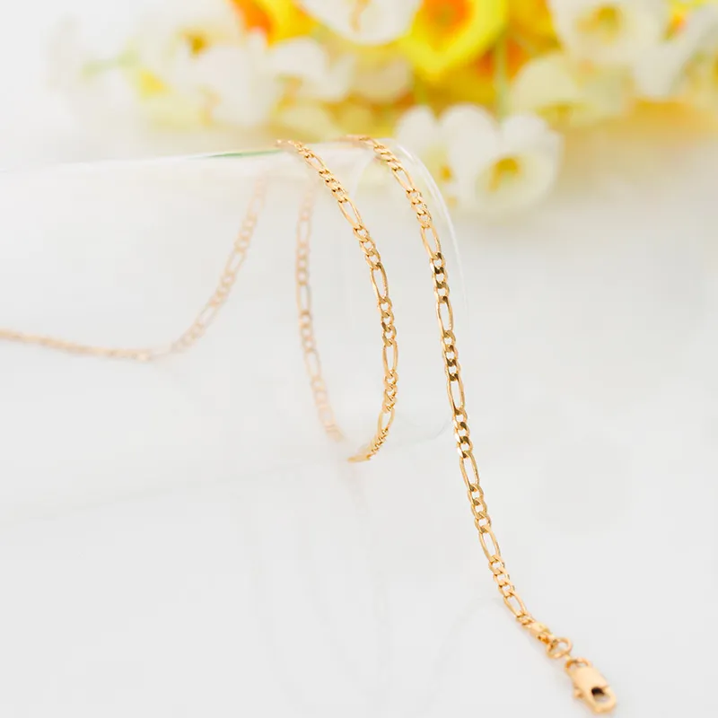 Klassisk populär högkvalitativ 18k guldpläterad guld halsband fylld med julklappar Personliga vilda halsband bleknar inte