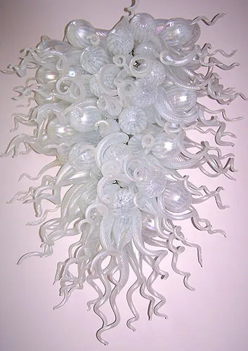 현대 램프 사용자 지정 이탈리아어 스타일 화이트 샹들리에 아트 데코 헐렁한 조명 LED 전구 손으로 날아간 무라노 유리