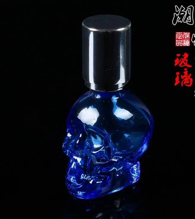 Crystal Skull portatile lampada ad alcool vetro narghilè tubo di fumo Gong di vetro piattaforme petrolifere bong di vetro