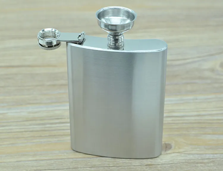 8oz Stainless Steel Hip Flask With Funnel Outdoor Portable Flagon 8 Ounce Hip Flasks Whisky Alcohol Stoup Wine Pot Whole3241405