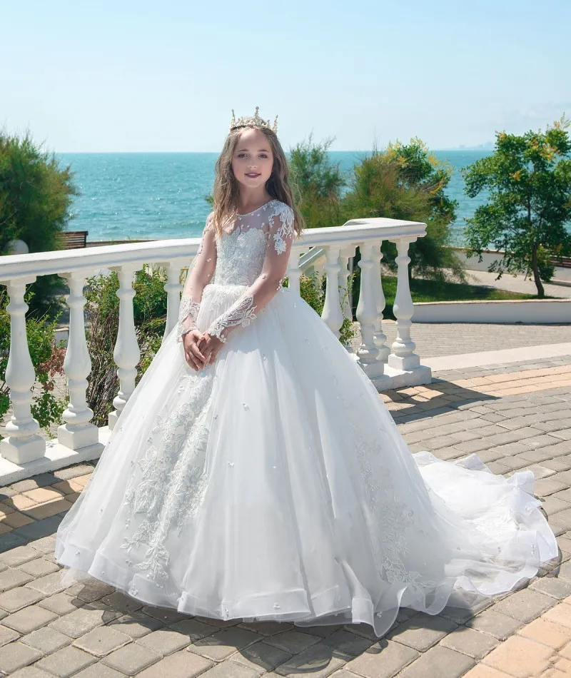 Vestidos de niña de flores blancas de princesa de manga larga Apliques completos Vestidos de desfile de cuello de joya Ropa de comunión Vestidos de boda para niños