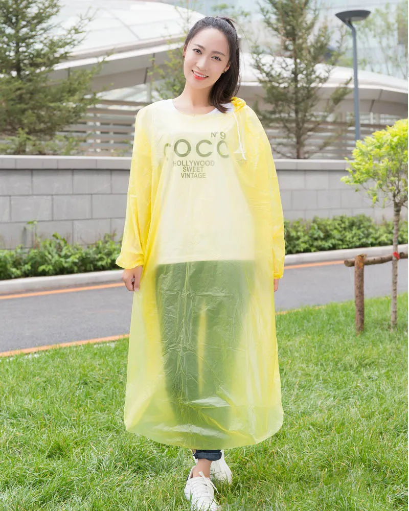 300ピース/ロット3ワイヤーの厚さ固体レインコート使い捨て可能なPEレインコートポンチョ雨水の使い捨て可能なレインウェアキャンプトラベルレインコートZA0887