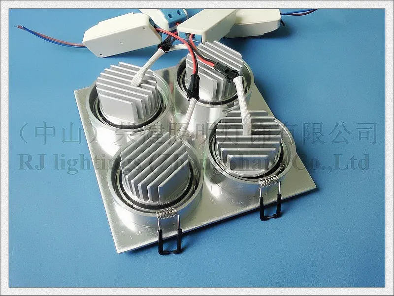 Grille LED downlight plafonnier lumière intérieure 12 W 4*3 W haute puissance LED perle 12 pièces AC85-265V aluminium CE