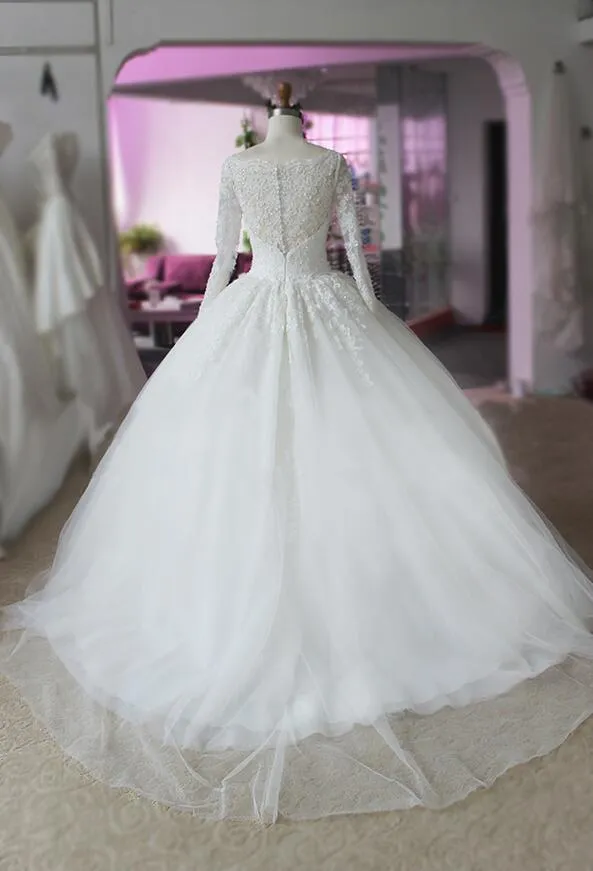 Ivory Lace Applique Real Photos Ball Gown Bröllopsklänning Långärmad Brudklänning