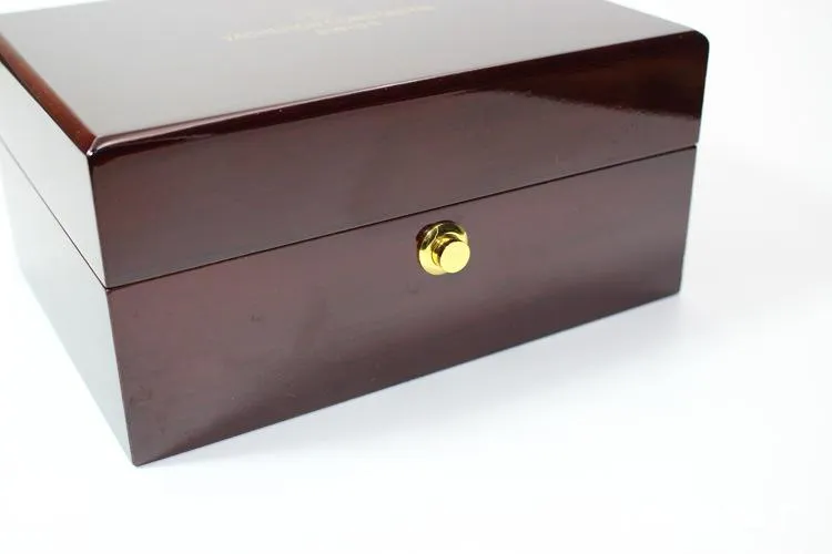 Regarder Box Highgrade Business Gift Packaging Box Sheild Wood Watch Box Box Piano Lacquer Bijoux Storage Organisateur Glitter20085516050