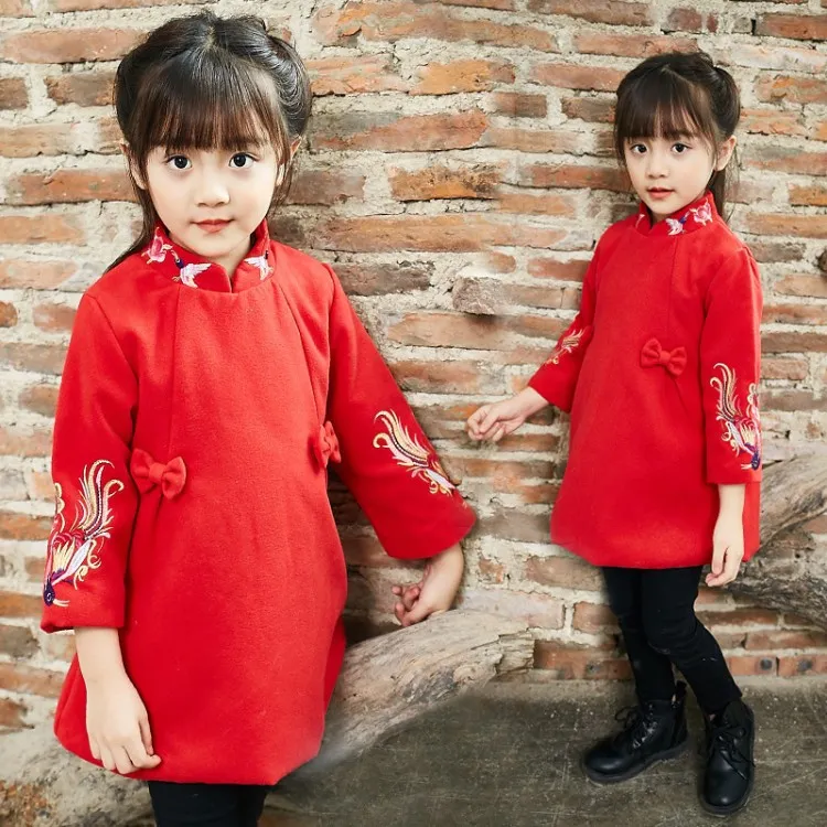 Abiti cheongsam ricamati ragazze in stile cinese 2018 Autunno Inverno Abito capodanno Abbigliamento bambini Vestiti bambina Abbigliamento bambini spessi